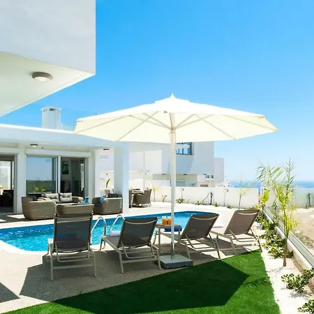 Rubi Villa Ayía Nápa