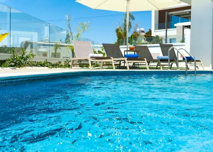 Rubi Αγία Νάπα