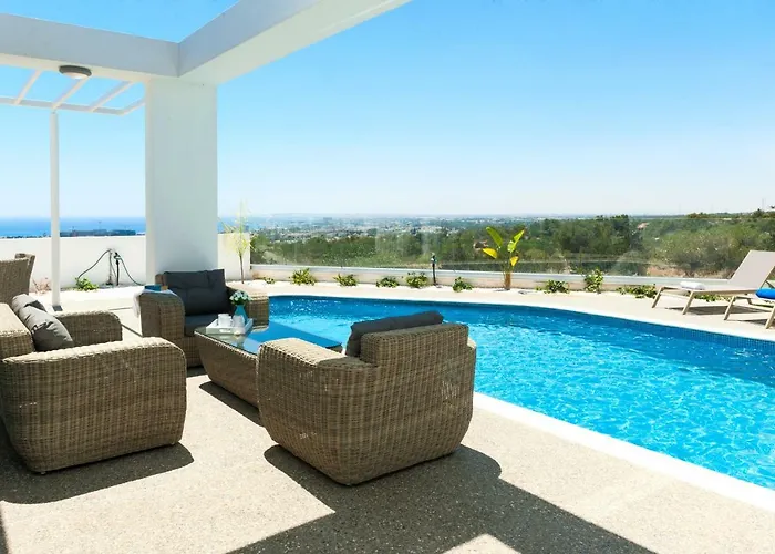 Rubi Villa